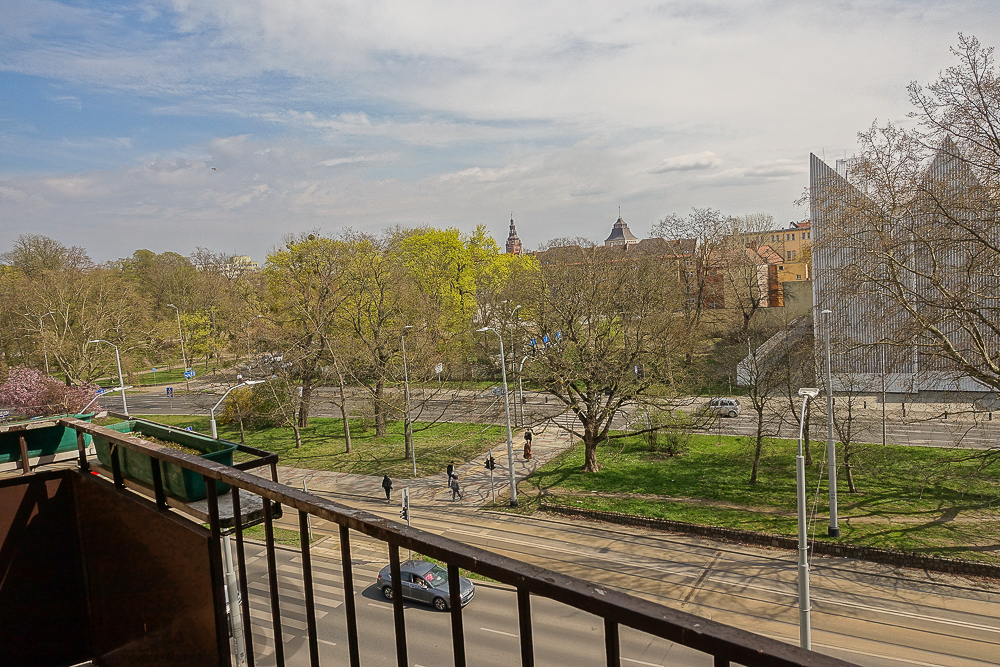 Blisko Wałów Chrobrego, Filharmonii, Parku (20)