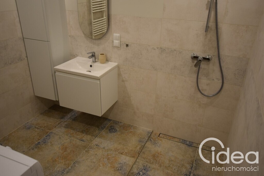 Nowe mieszkanie z m. parkingowym i ogródkiem. (8)