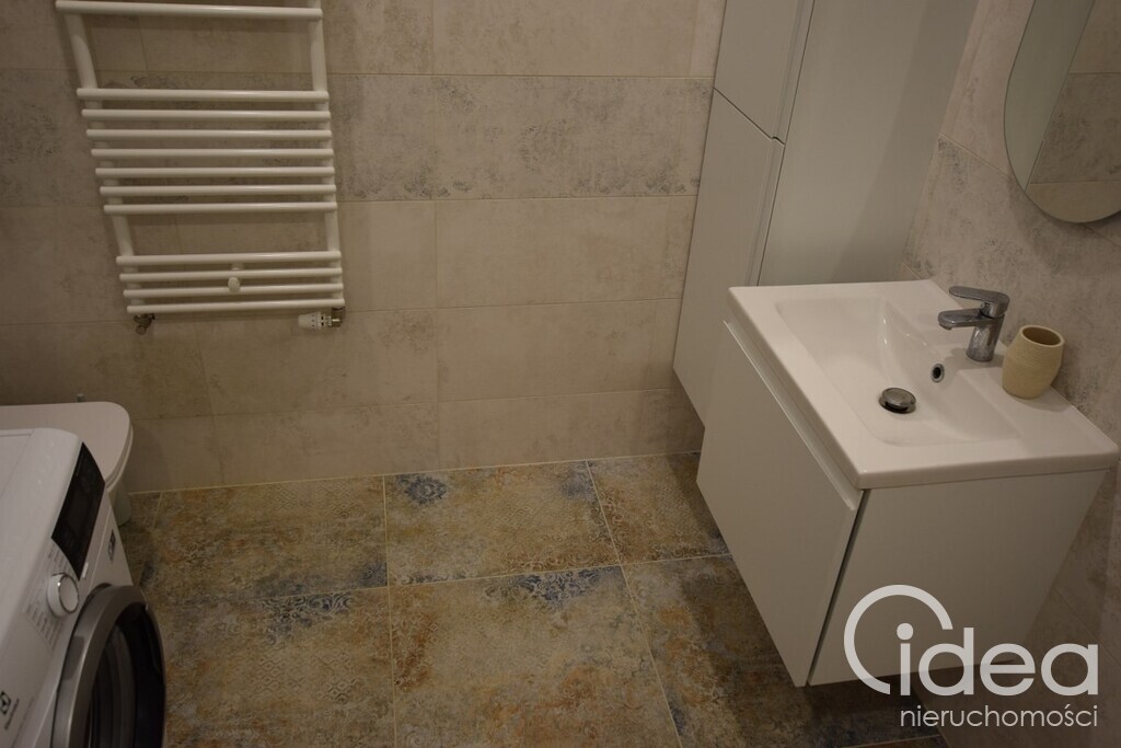 Nowe mieszkanie z m. parkingowym i ogródkiem. (9)