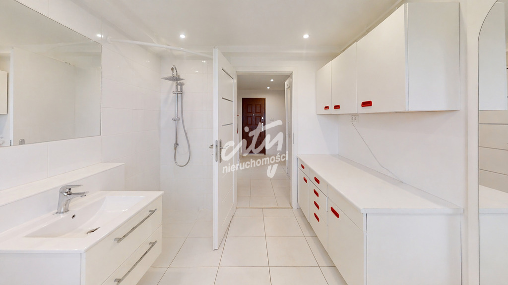 [3D] Ładny dom, remont w 2023r., duża działka! (7)