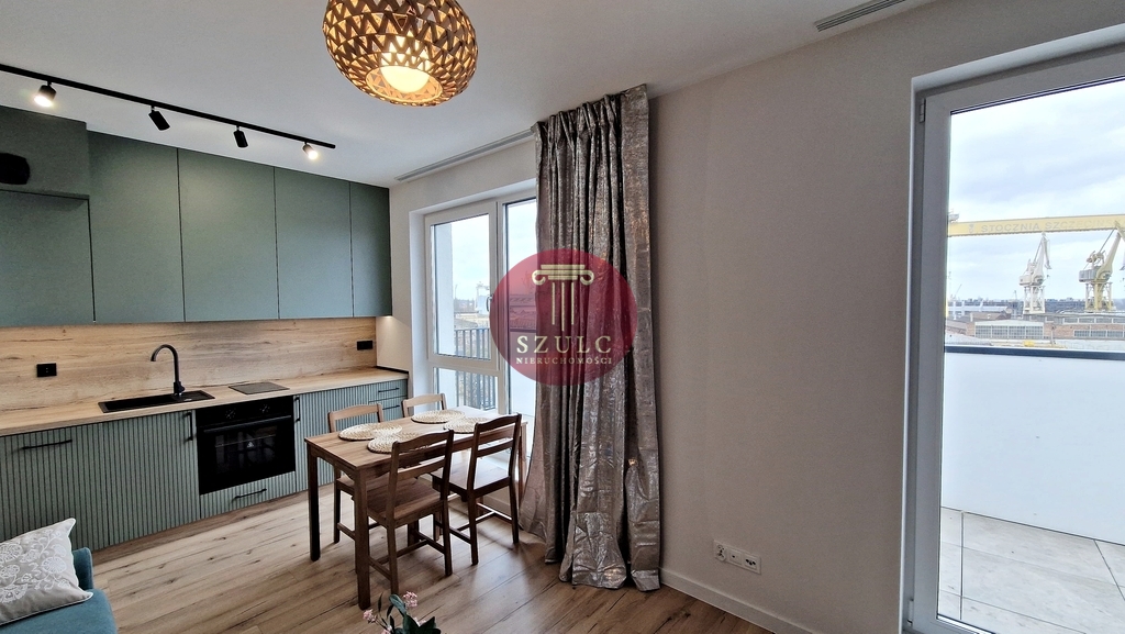 Na wynajem śliczna,nowa kawalerka. (4)