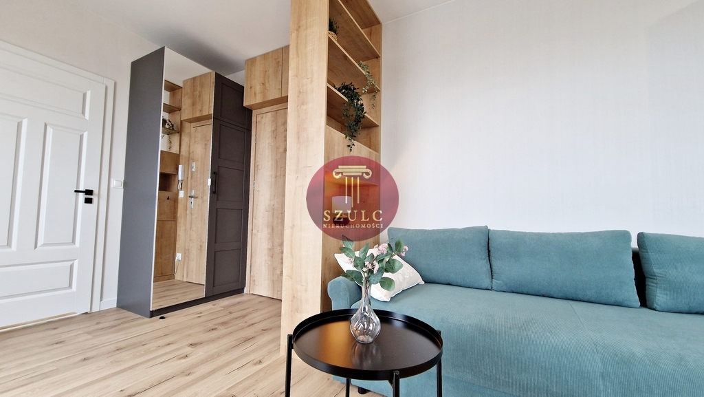 Na wynajem śliczna,nowa kawalerka. (5)