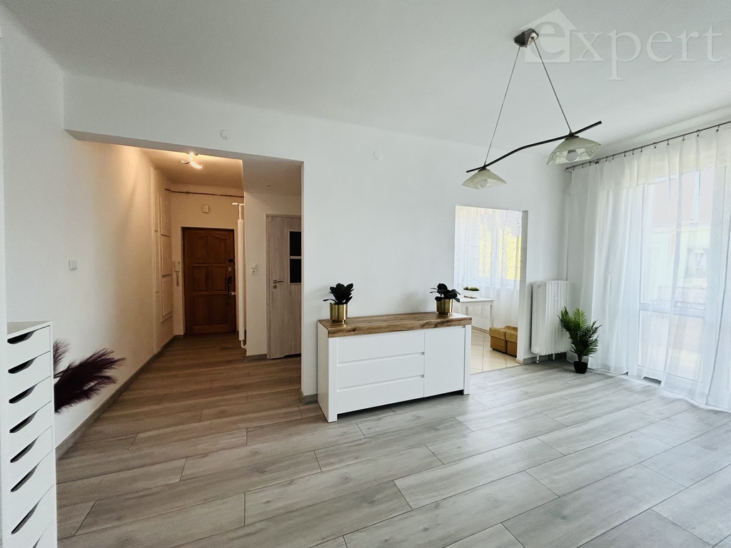 Kawalerka 35 m2 w centrum - os. Tysiąclecia (4)