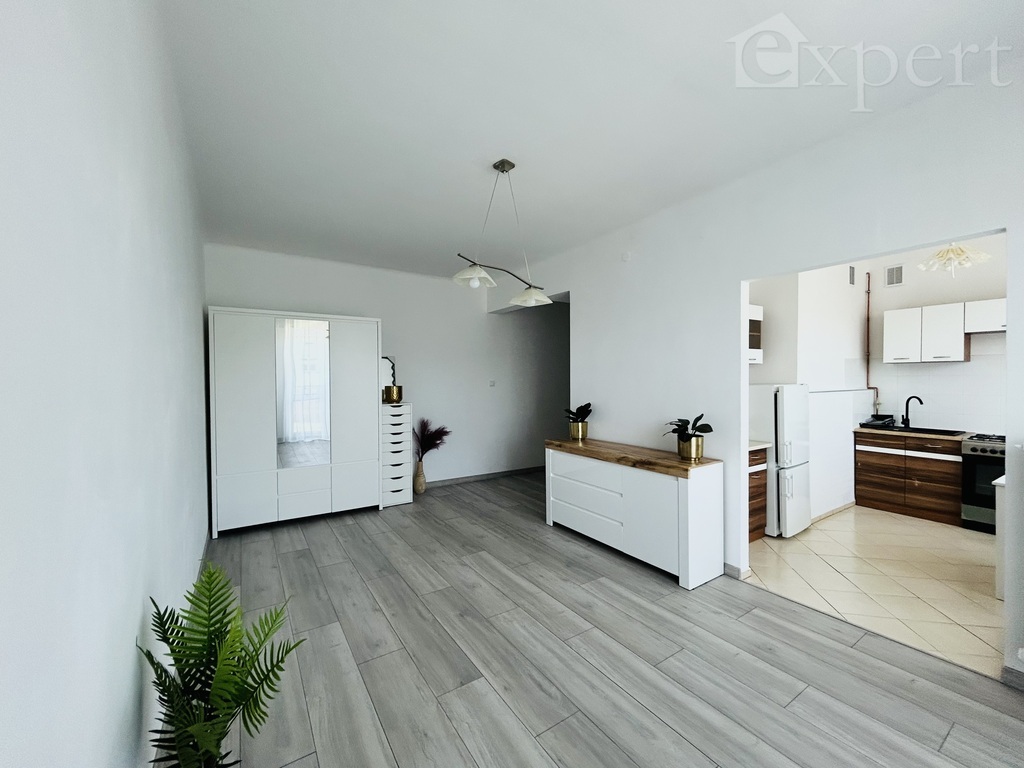 Kawalerka 35 m2 w centrum - os. Tysiąclecia (1)