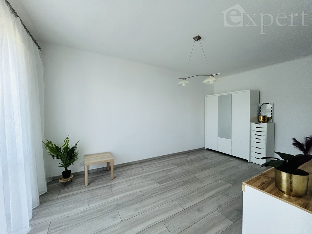 Kawalerka 35 m2 w centrum - os. Tysiąclecia (11)