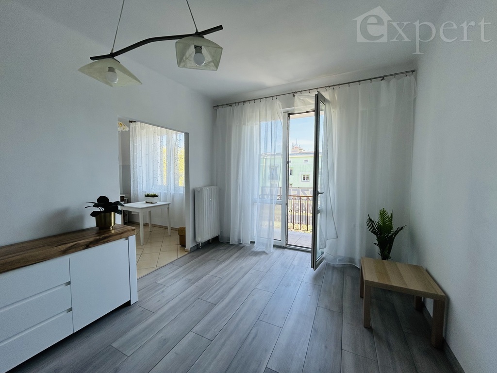 Kawalerka 35 m2 w centrum - os. Tysiąclecia (14)