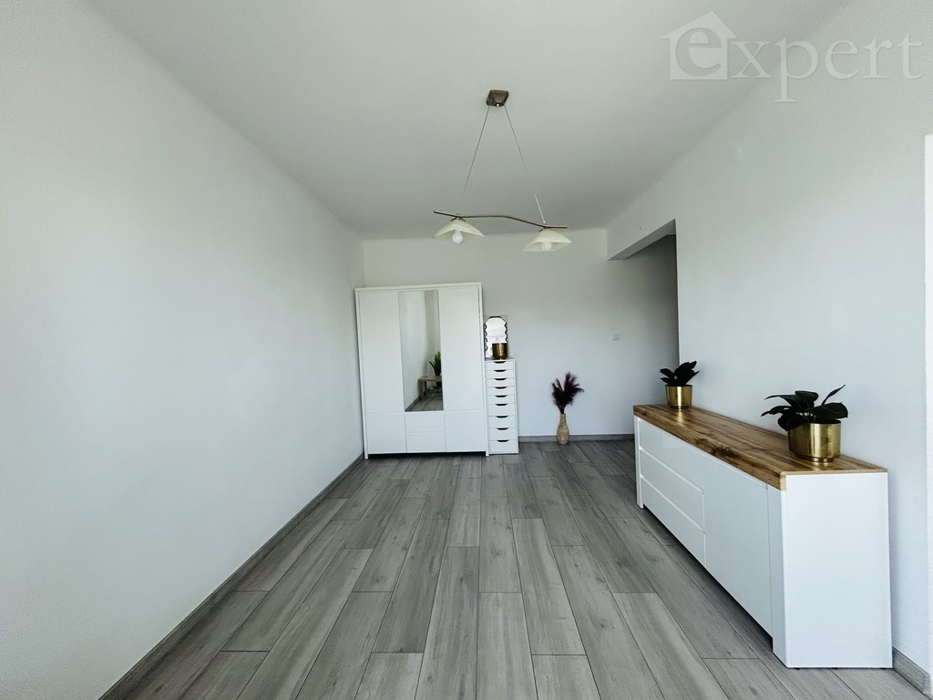 Kawalerka 35 m2 w centrum - os. Tysiąclecia (16)