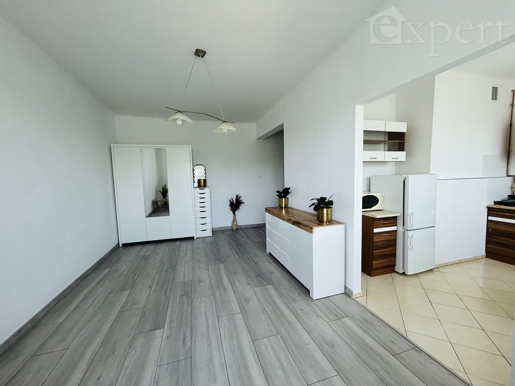 Kawalerka 35 m2 w centrum - os. Tysiąclecia (17)