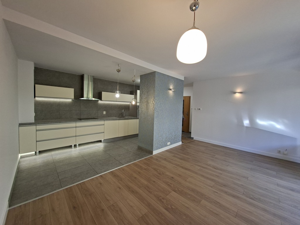 Bezrzecze - Mieszkanie z ogródkiem i garażem (1)