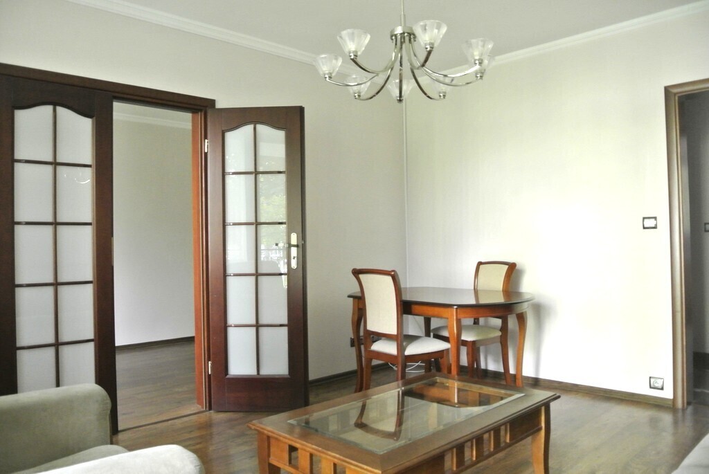 Polecam w Centrum 3-pokojowe mieszkanie, 57 m2 (1)