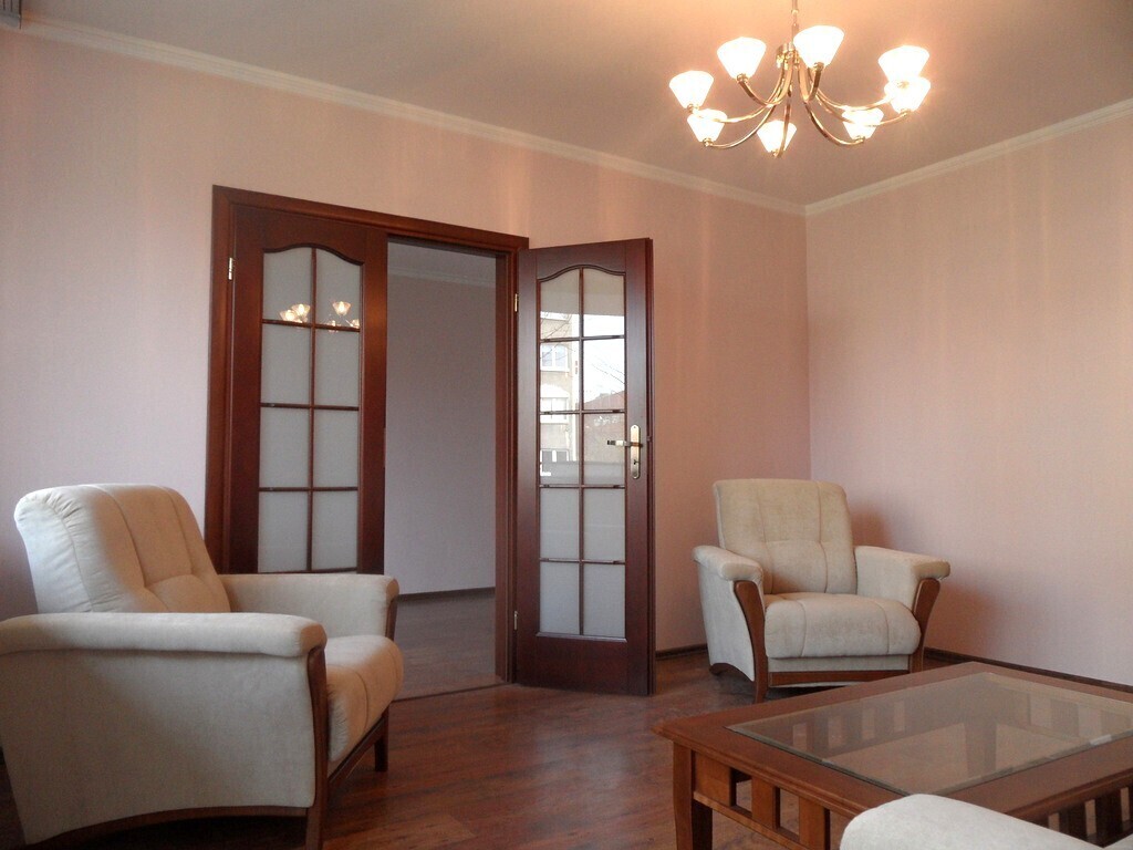 Polecam w Centrum 3-pokojowe mieszkanie, 57 m2 (3)