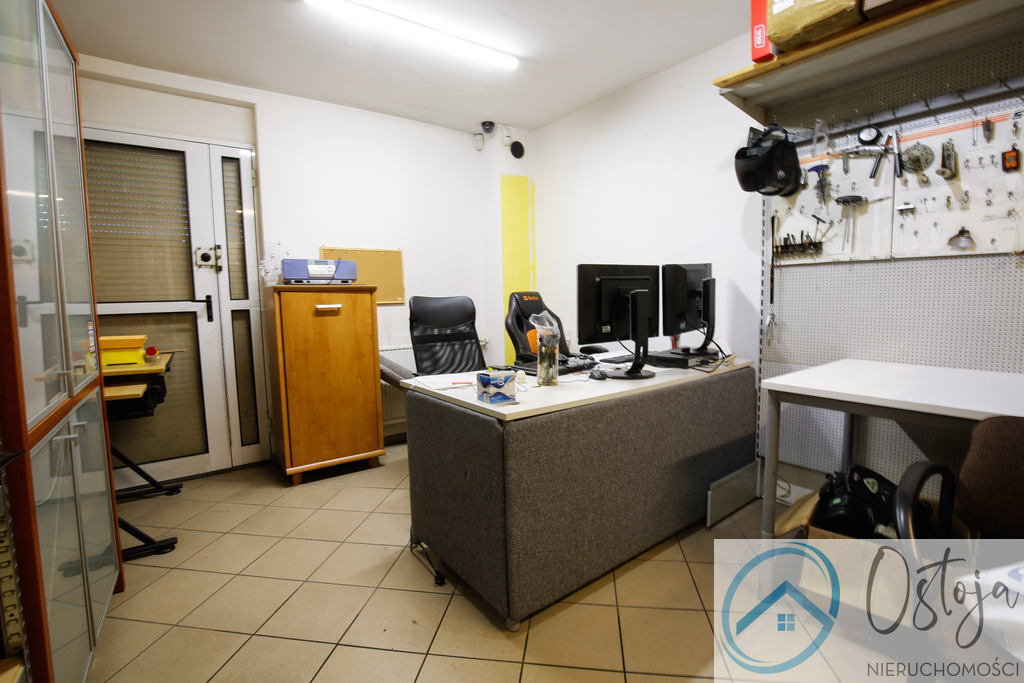 Lokal pod Różne Usługi ! Opcja podziału na 2 ! (15)