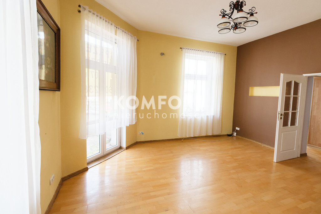 !!MEGA OKAZJA!! 107m2 w samym Sercu Miasta!! (3)