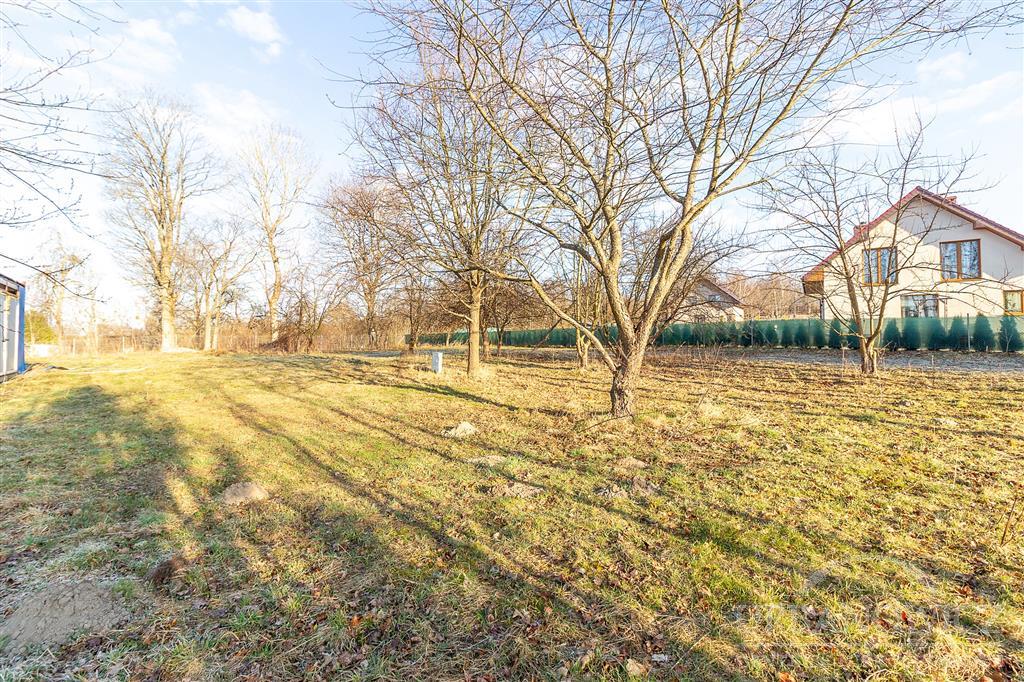 działka z wydanymi warunkami zabudowy i mediami -  (14)