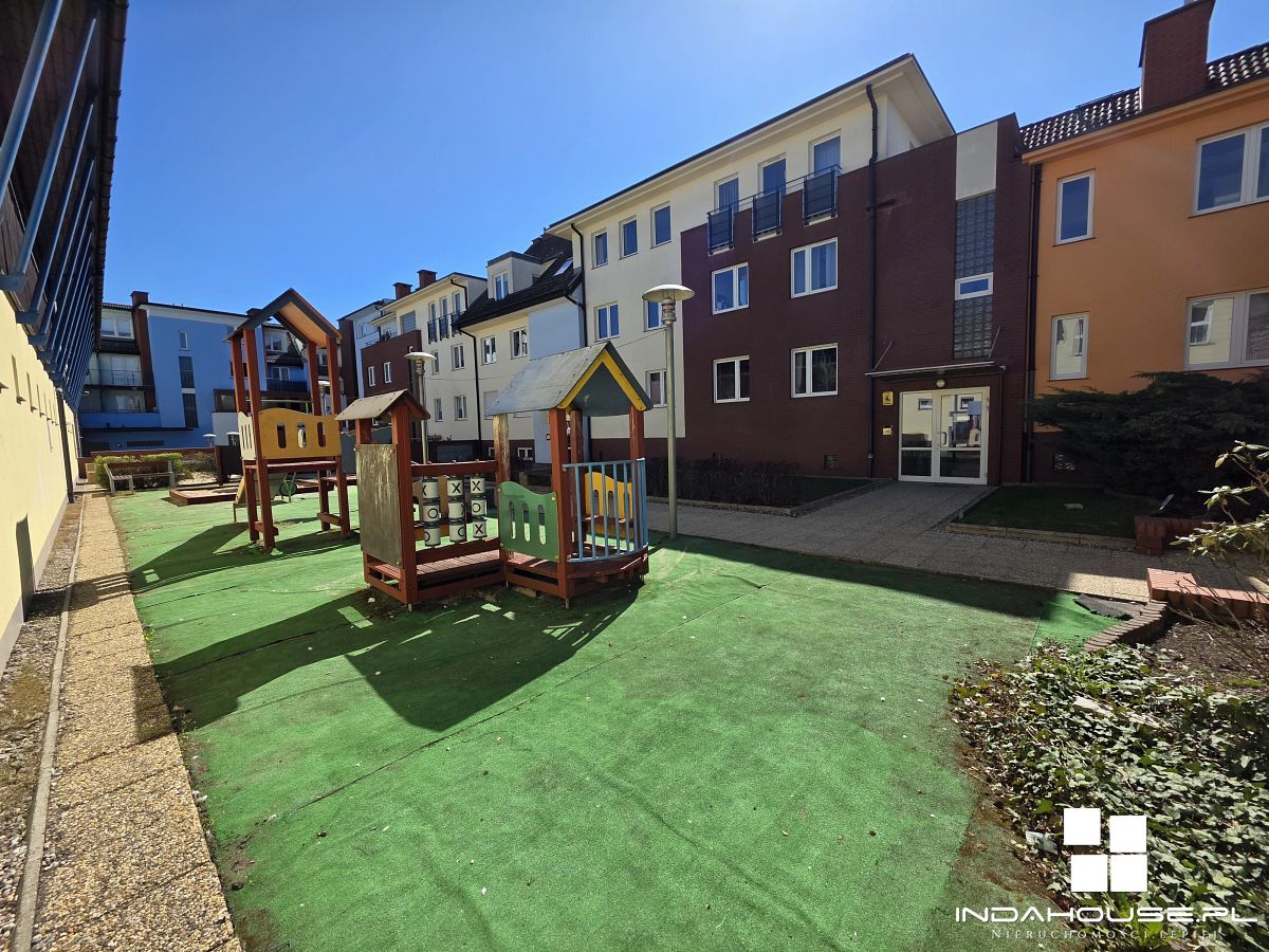 2-pokojowe mieszkanie z loggią na osiedlu Milleniu (15)