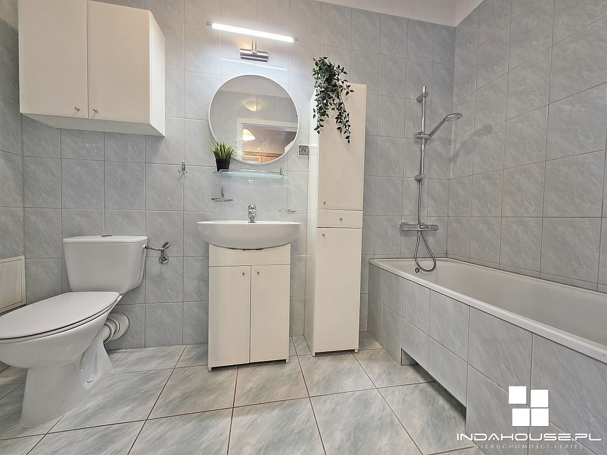 2-pokojowe mieszkanie z loggią na osiedlu Milleniu (9)