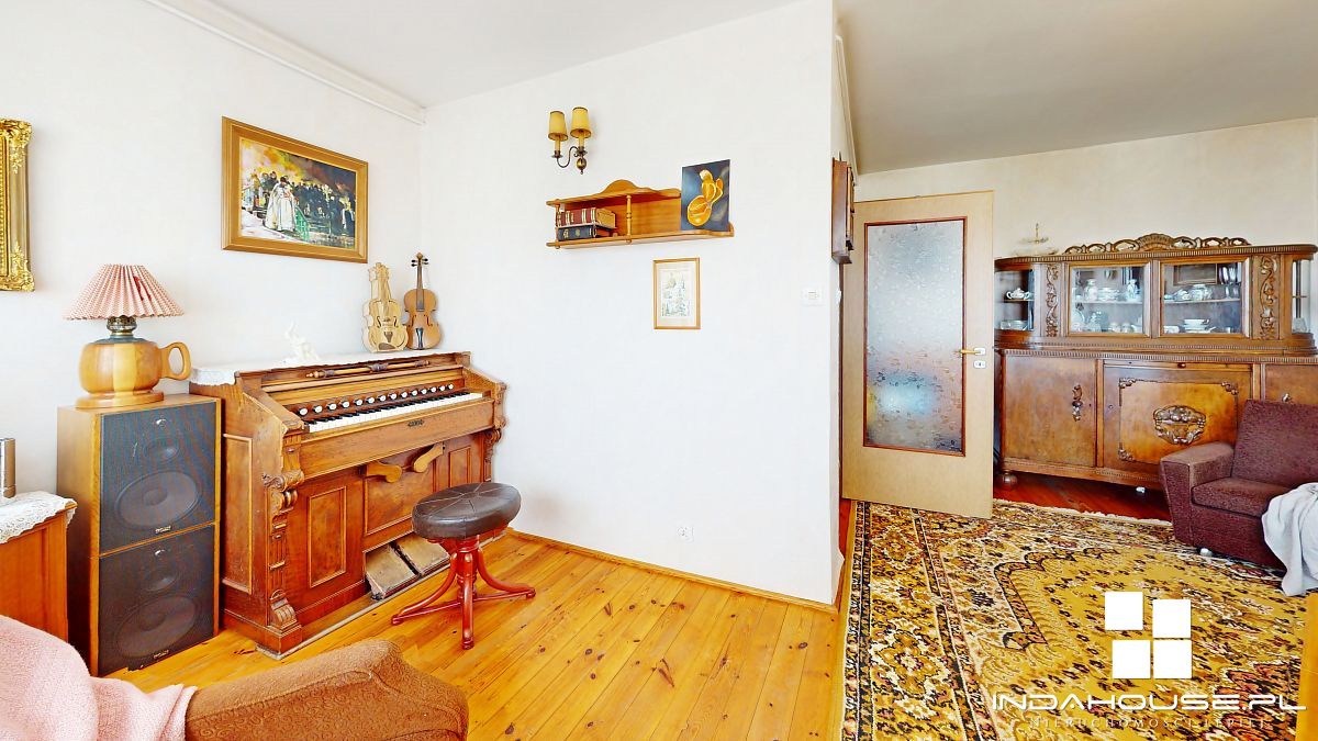 Szeregówka na os. Bukowym, pod lasem. Koszalin (16)