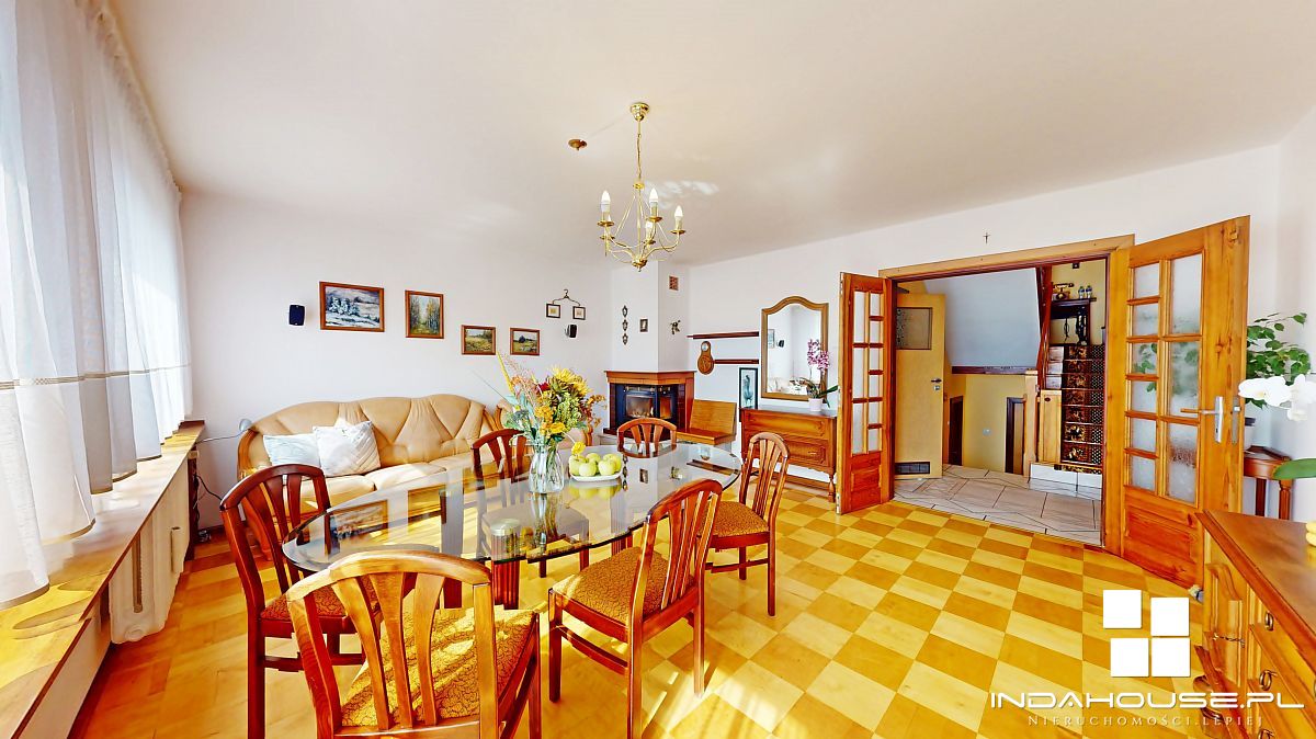 Szeregówka na os. Bukowym, pod lasem. Koszalin (3)