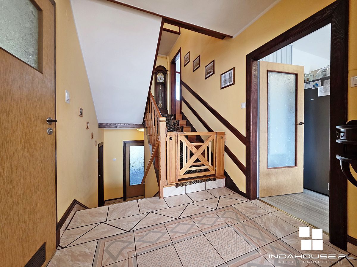 Szeregówka na os. Bukowym, pod lasem. Koszalin (9)