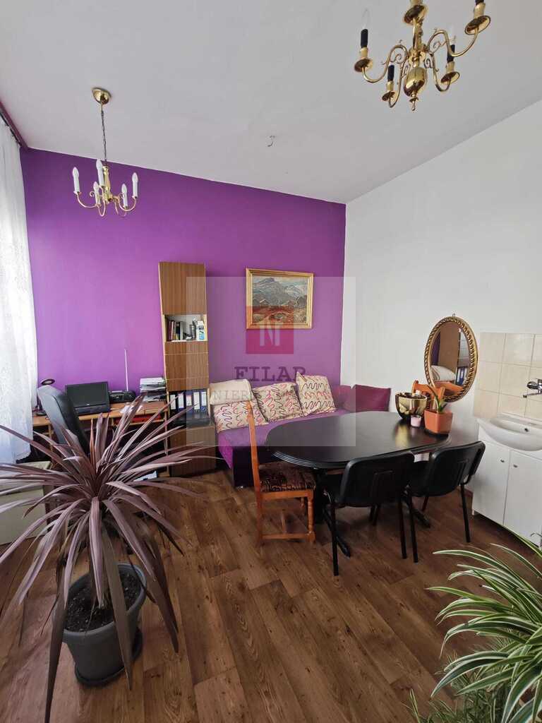 Duży, przestrzeny dom na sprzedaż, 260m2. (6)