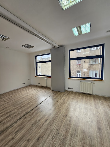 Lokal użytkowy z garażem w centrum miasta!!! (5)