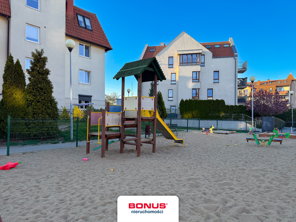 Komfortowe 4 pokoje na Warszewie (20)