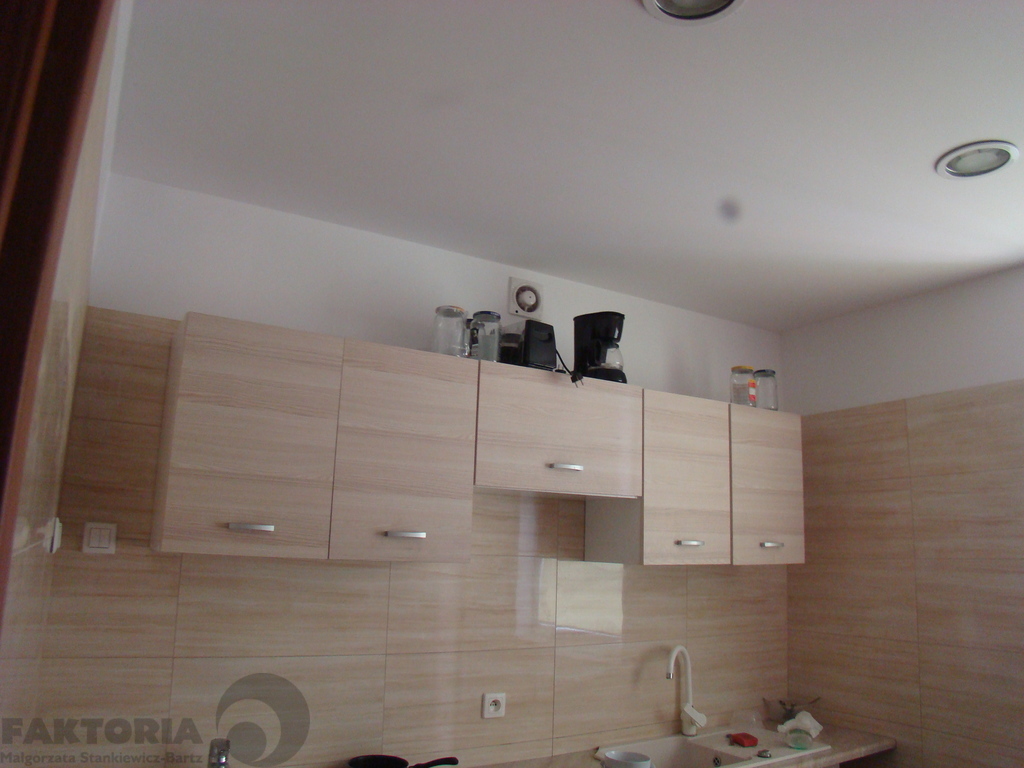 Wynajem nowa hala 570 m2 25 zł/m2 (7)