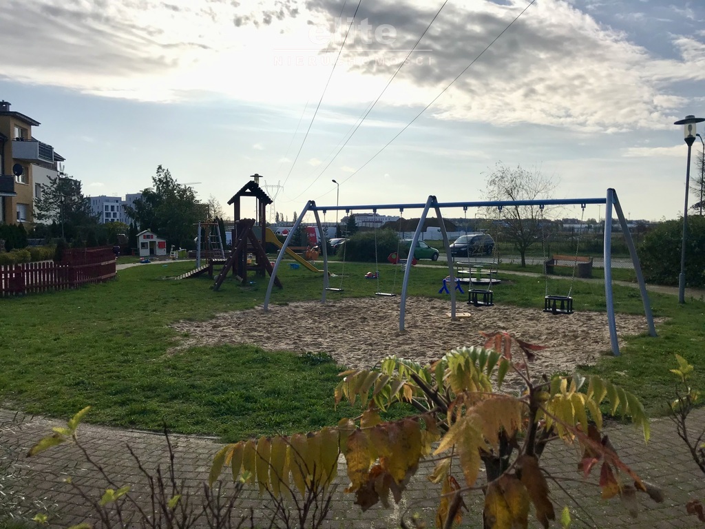 Piękny widok z balkonu Tęczowe Ogrody (12)