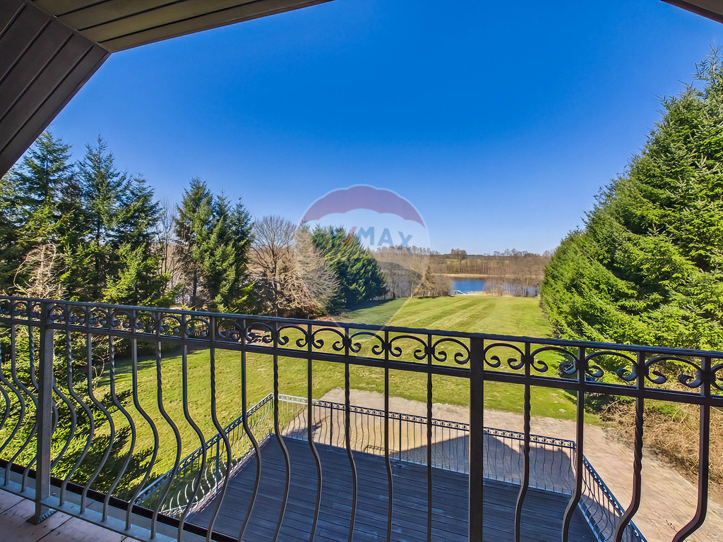 Wyjątkowy dom nad jeziorem 178 m2: Dołgie (28)