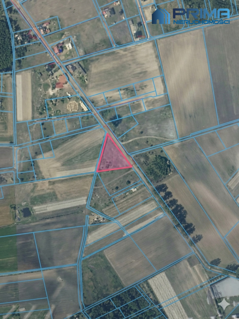 Działka budowlana 3700m2 z domem rekreacyjnym ! (1)