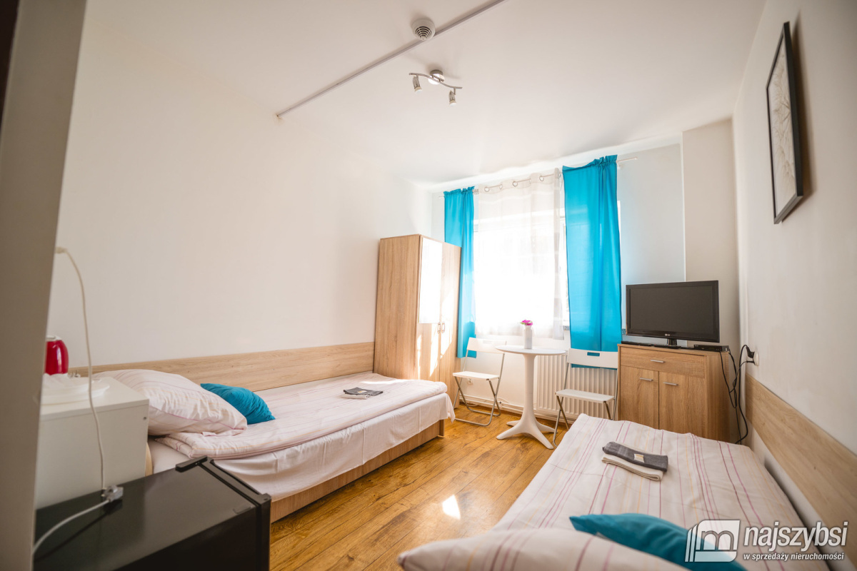 Police- Hostel na sprzedaż (1)