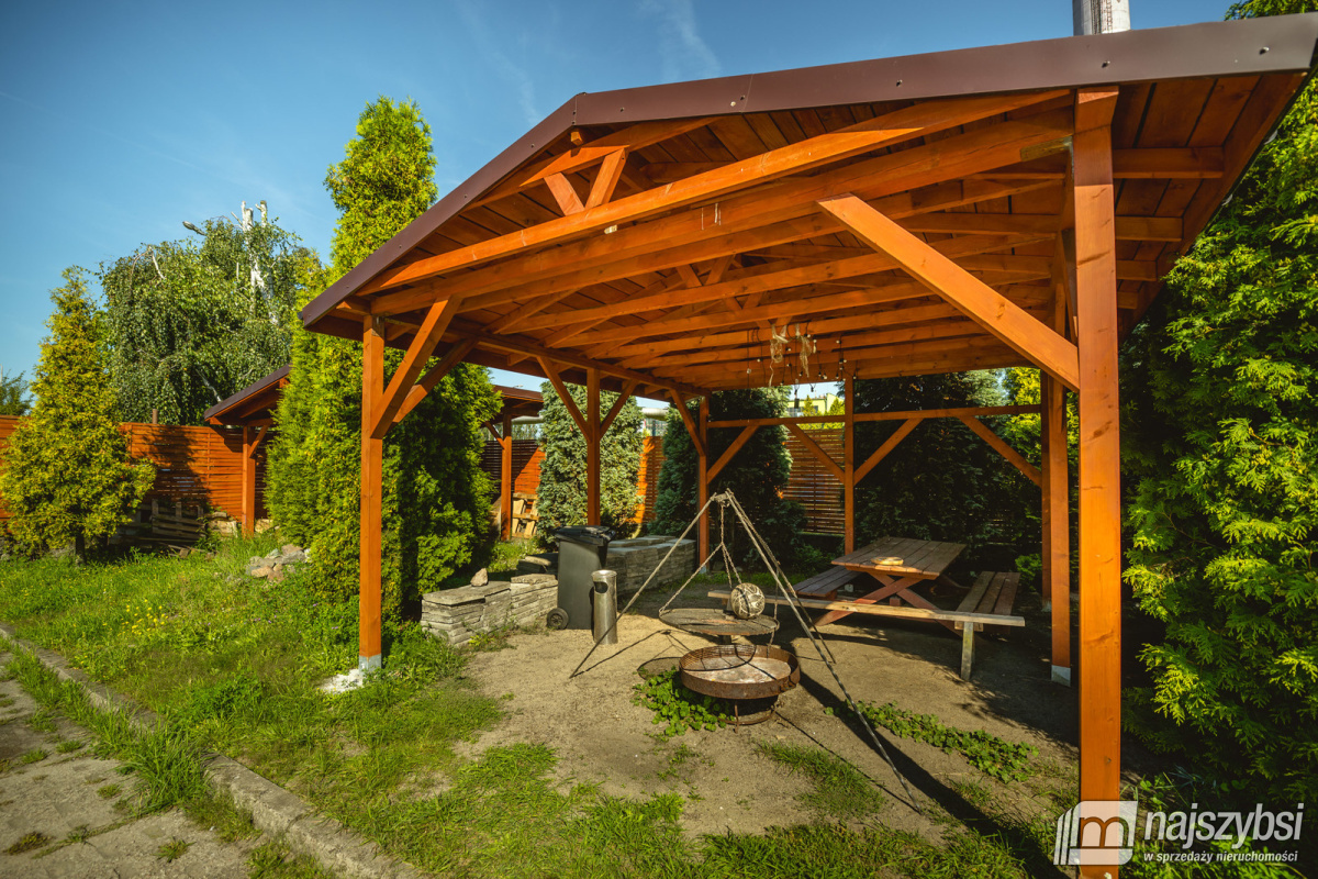 Police- Hostel na sprzedaż (13)