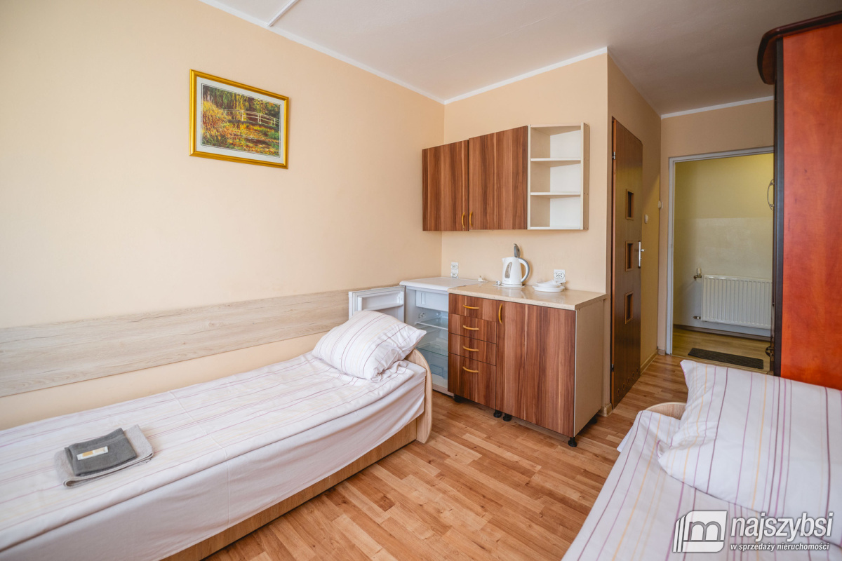 Police- Hostel na sprzedaż (3)