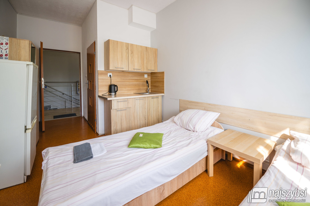 Police- Hostel na sprzedaż (9)