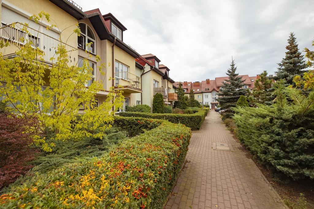 Kawalerka z prywatnym miejscem postojowym (2)