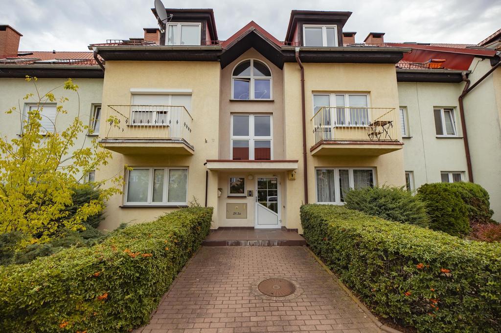 Kawalerka z prywatnym miejscem postojowym (10)