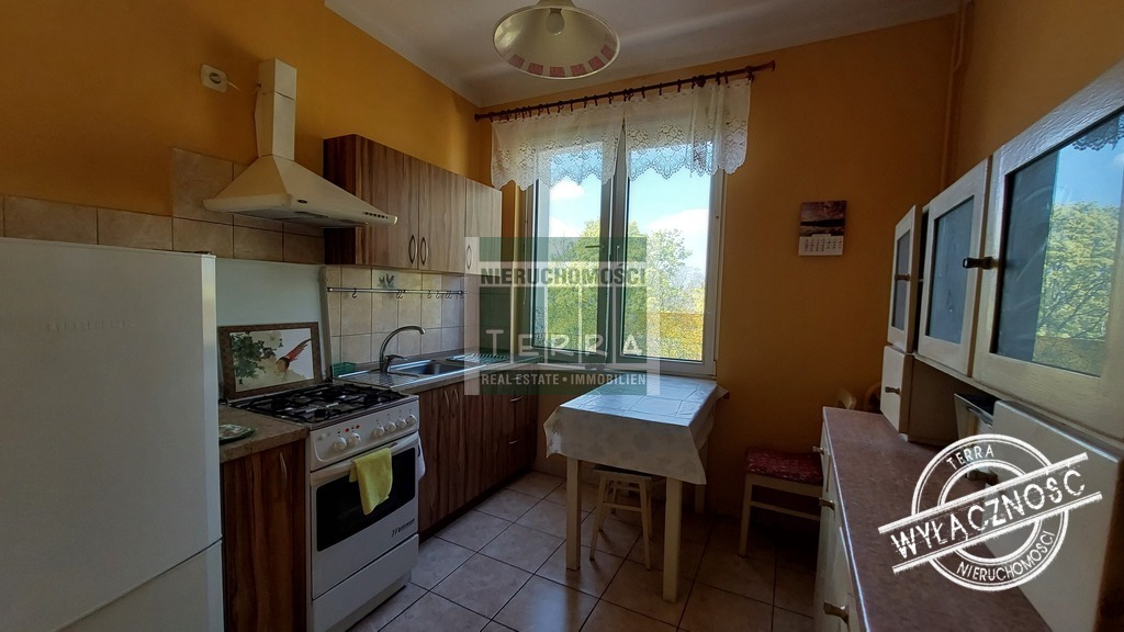 Mieszkanie z widokiem na korony drzew (9)