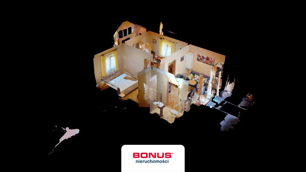 Domy przy jeziorze i lesie. (23)