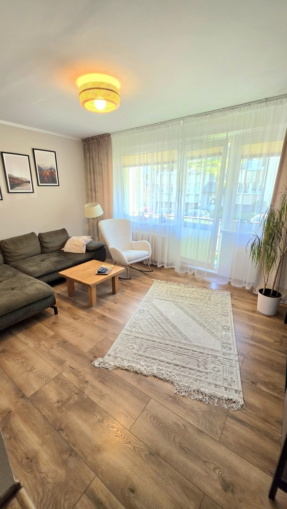 Komfort, przestrzeń i spokój w Płoni (23)