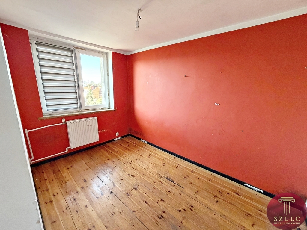 Pogodno  mieszkanie na poddaszu do remontu. (4)