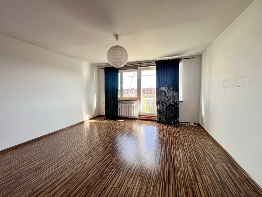 Super Cena. Dwa Pokoje na Zachodzie. Balkon Piwnica (1)