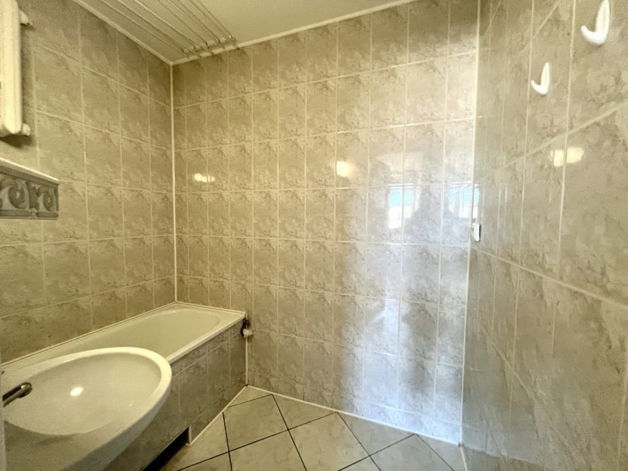 Super Cena. Dwa Pokoje na Zachodzie. Balkon Piwnica (5)