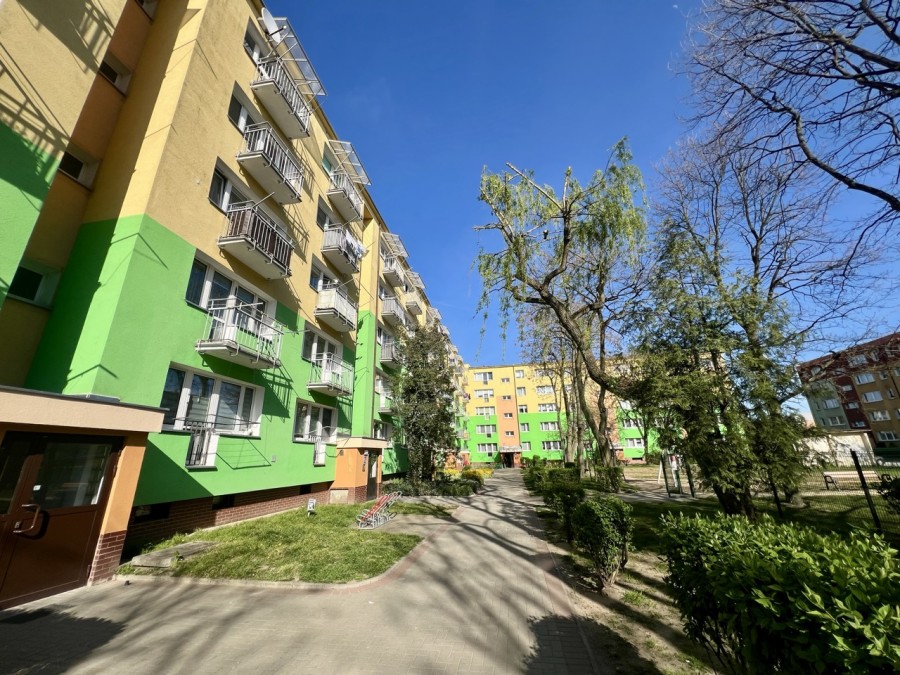 Super Cena. Dwa Pokoje na Zachodzie. Balkon Piwnica (6)