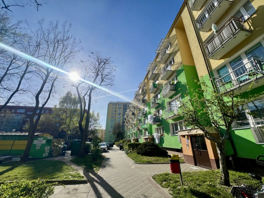 Super Cena. Dwa Pokoje na Zachodzie. Balkon Piwnica (7)