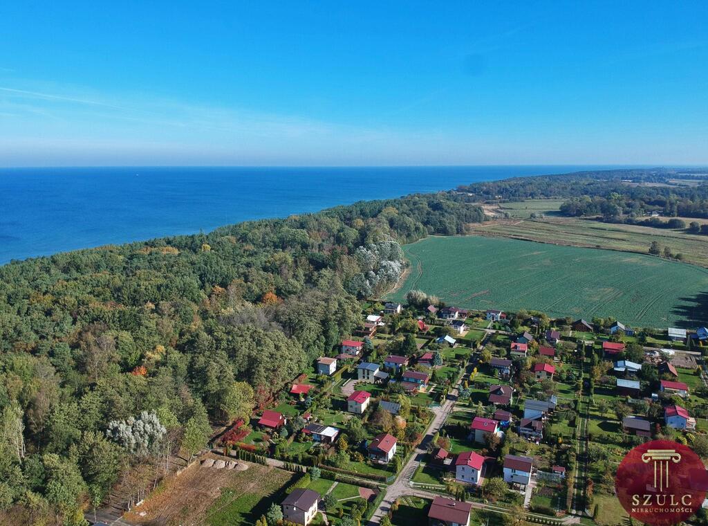 Duża działka w Przemoczu. (1)