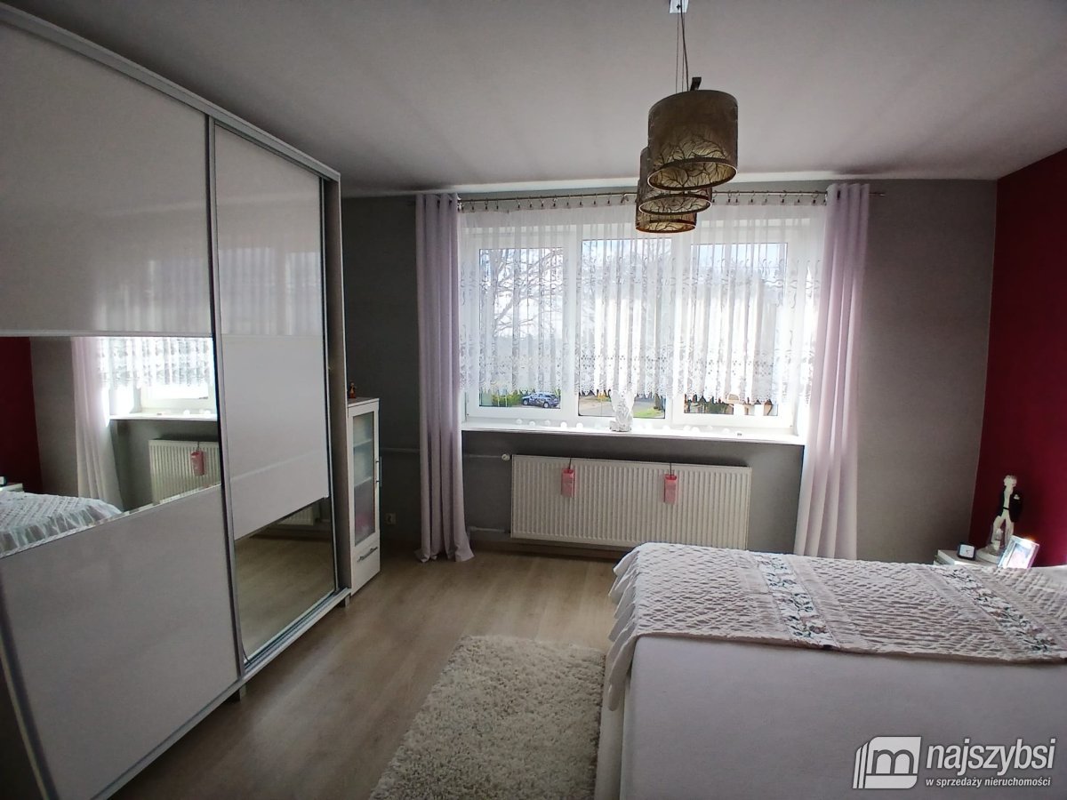 Nowogard- dom z budynkiem usługowym oraz dochodem (11)