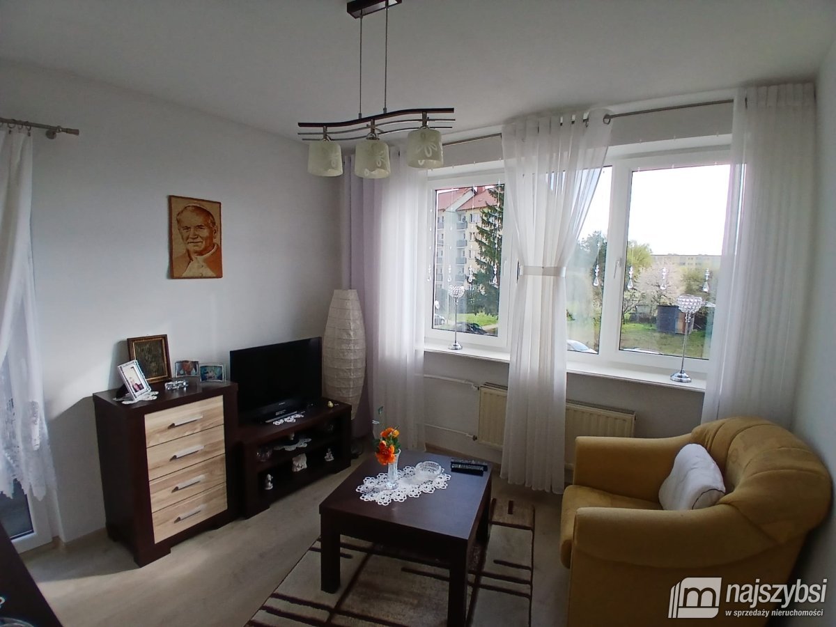 Nowogard- dom z budynkiem usługowym oraz dochodem (14)