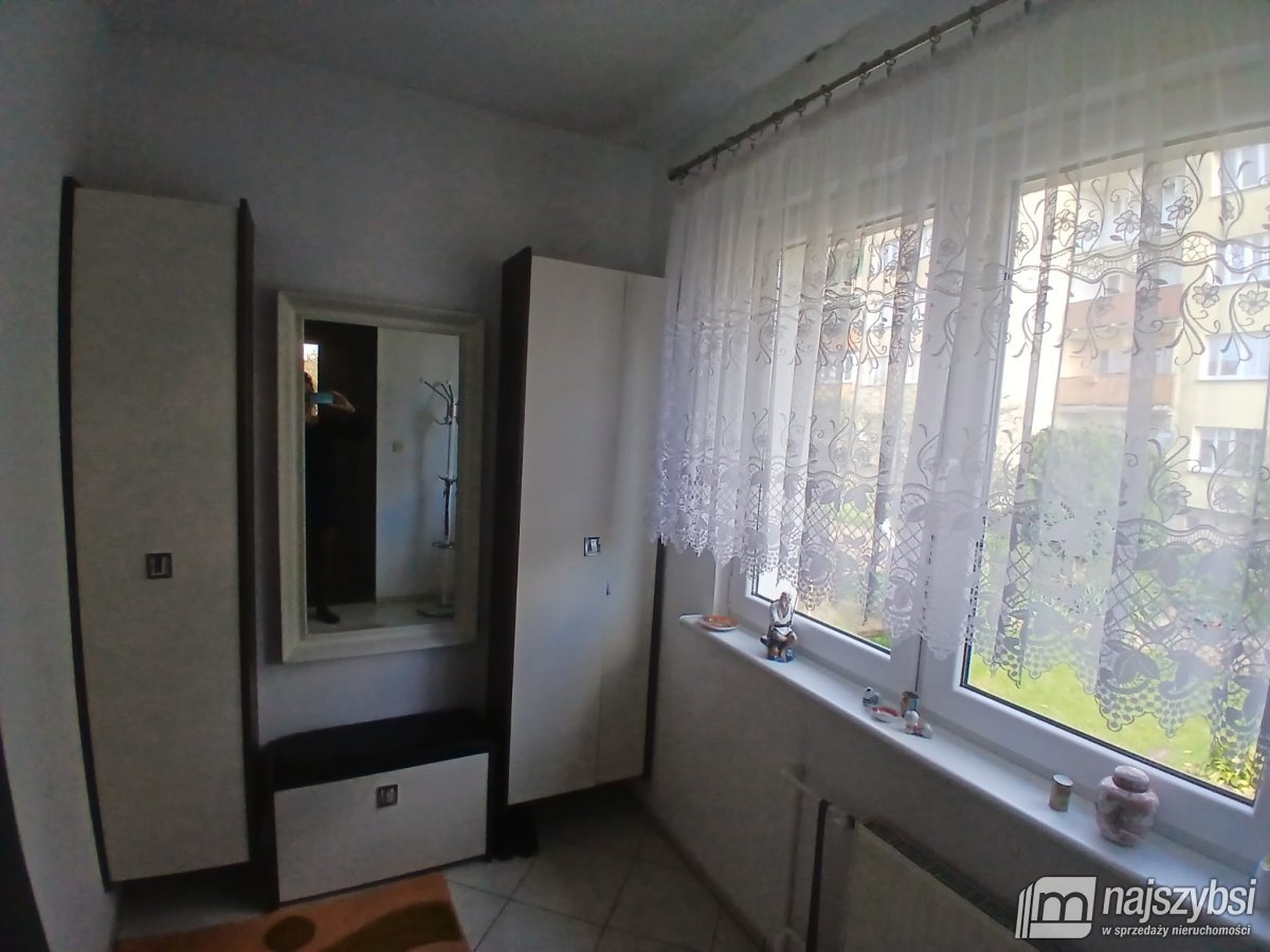 Nowogard- dom z budynkiem usługowym oraz dochodem (23)