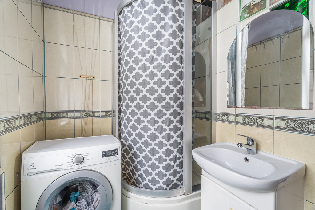 2 pokoje oddzielna kuchnia, piwnica w Centrum. (9)