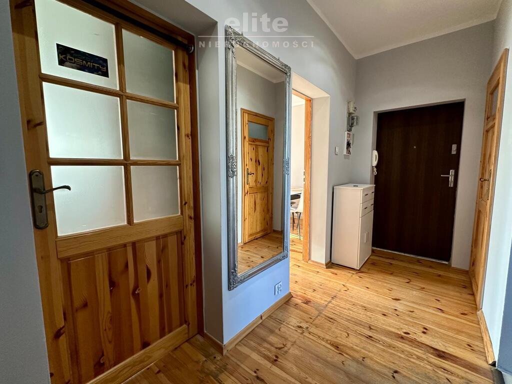 3 pokoje 59.21 m2 balkon piwnica (8)